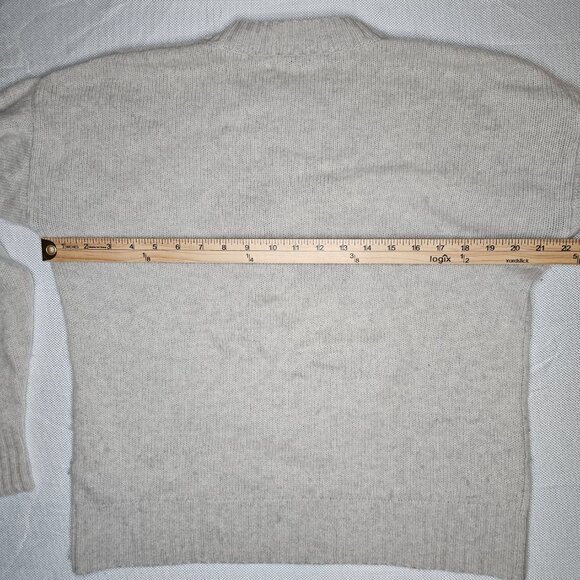 Skull Cashmere Sweater Womens Medium Gray With Beige Skull Wool Cashmere Blend - Picture 6 of 7